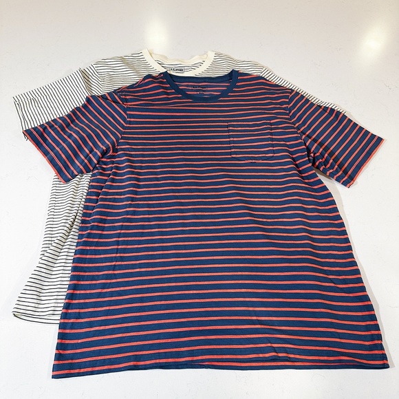 L.L. Bean Men T-Shirt Lot of 2 - Size Large - Striped - Picture 4 of 6